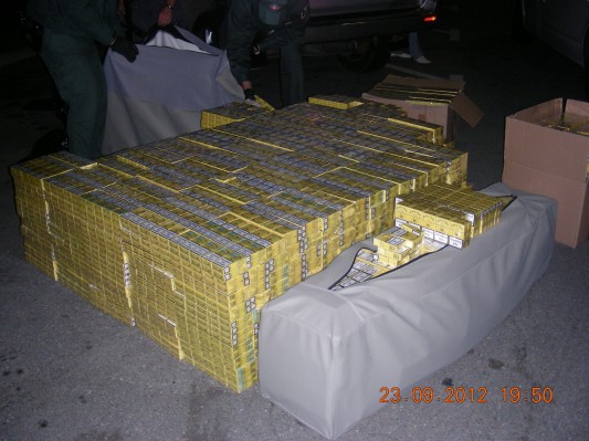 Prevarantski Ukrajinec tihotapil kar 1350 »štek« cigaretov